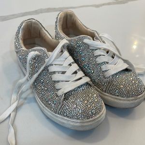 Girls Steve Madden Rhinestone sneakers